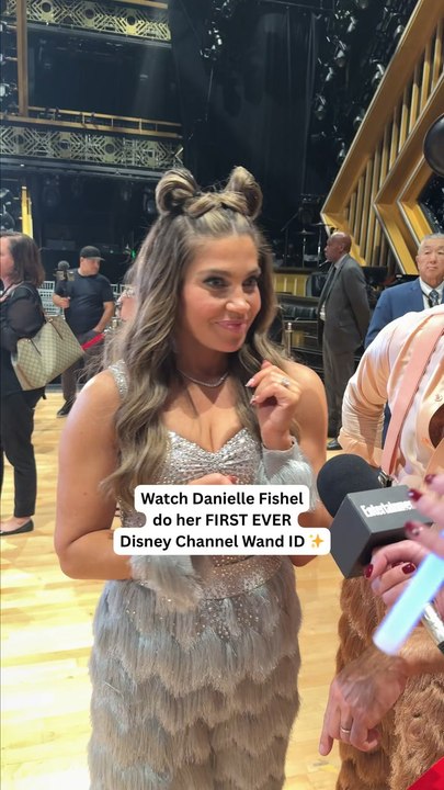 Danielle Fishel Does Her Very First Disney Channel Wand ID