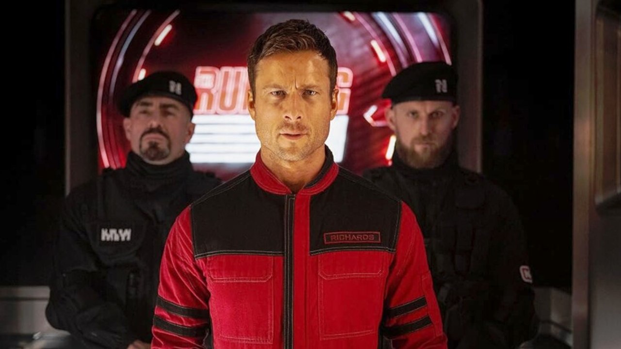 The Running Man: Wer beim neuen Trailer zum Remake des 38 Jahre alten Action-Klassikers ganz genau hinschaut, kann Arnold Schwarzenegger erspähen