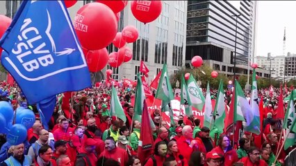 Всеобщая забастовка в Бельгии. Манифестанты протестуют против мер бюджетной экономии