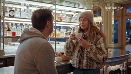 Cyril Lignac ému dans Rendez-vous en terre inconnue, capture d'écran France 2