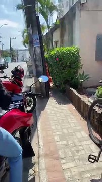 Motoboys fazem protesto após entregador de Ifood ser agredido na RMS;