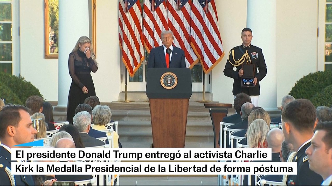 Donald Trump entrega la Medalla Presidencial de la Libertad a Kirk