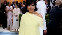 Kris Jenner usa una imagen de Kendall Jenner en el bloqueo de pantalla de su celular