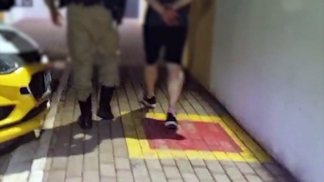 Mulher usa sinal combinado para pedir socorro e polícia prende agressor no bairro Tropical