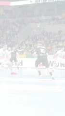 Comment intercepter une passe longue ou une relance par le gardien de but ?