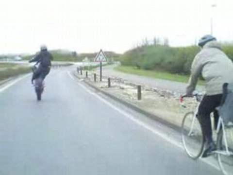 stunt tzr avec un mec ki dechire !