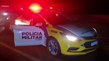 Astra abarrotado de cigarros é interceptado pela PM após tentativa de fuga na BR-277 em Cascavel