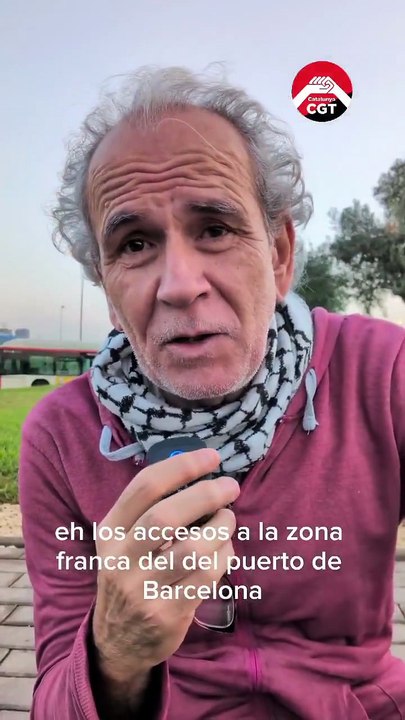 Willy Toledo, en el bloqueo del Puerto de Barcelona