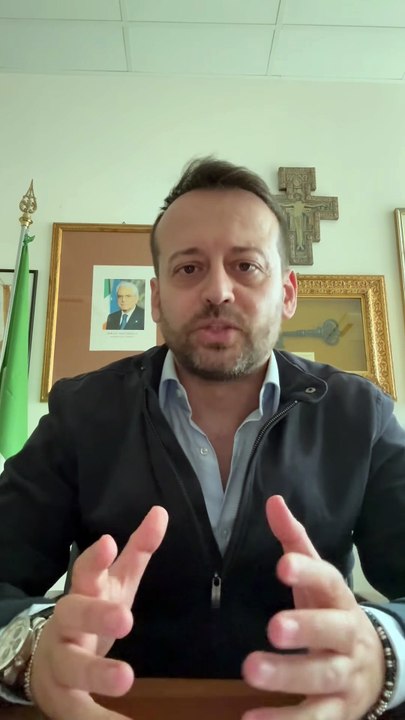 Delia (CL) - Bancheri: Riattivato il servizio di raccolta degli indumenti usati (15.10.25)