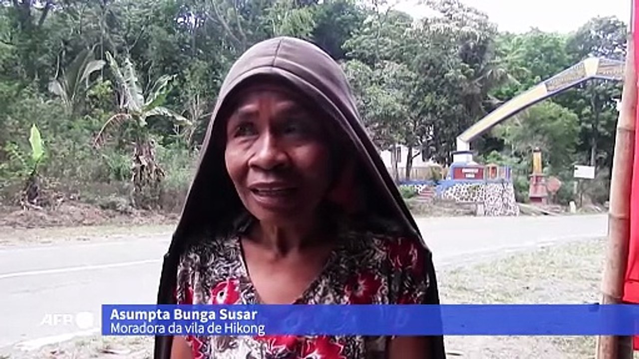 Vulcão entra em erupção na Indonésia e autoridades emitem alerta