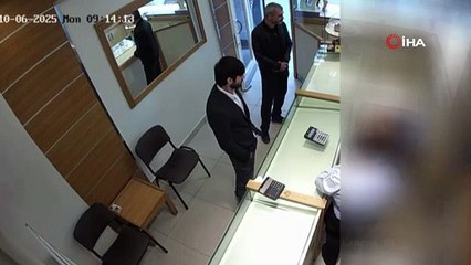 Gaziosmanpaşa'da  kuyumcu soygunu kamerada!