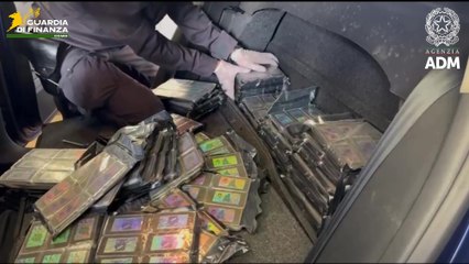 45 chili di hashish nel doppiofondo: arrestato ucraino al valico di Brogeda (15.10.25)