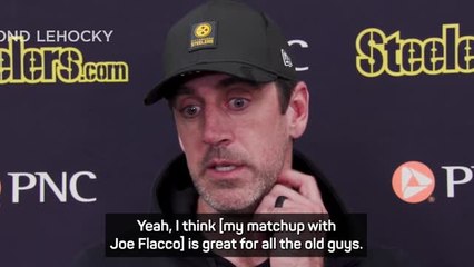Matchup with Flacco is 'great for the old guys' - Rodgers