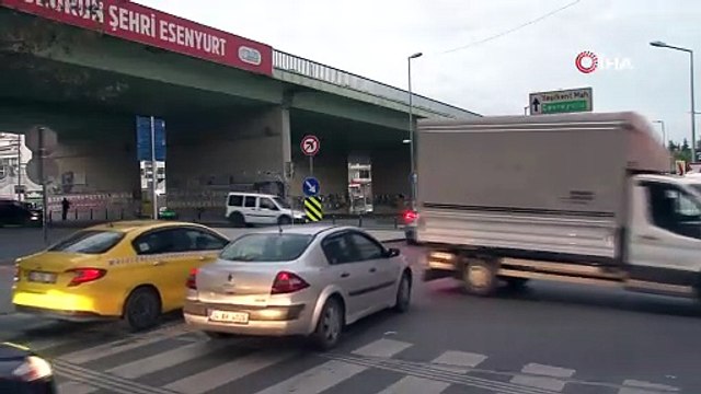 Ekrem içerden hala caka satıyor: İBB'ye ait köprünün betonları döküldü!