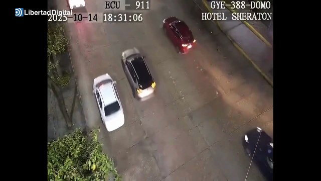 Explosión de coche bomba deja un muerto y varios heridos en un centro comercial de Guayaquil