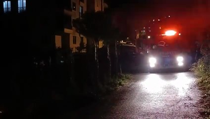 Sinop’ta aydınlatma direğinin lambası alev aldı