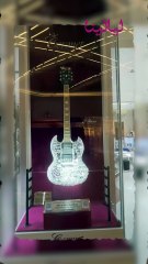 أغلى غيتار تم صنعه على الإطلاق!