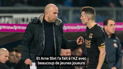 Liverpool - Van Bommel : "C'est normal d'avoir une période difficile"