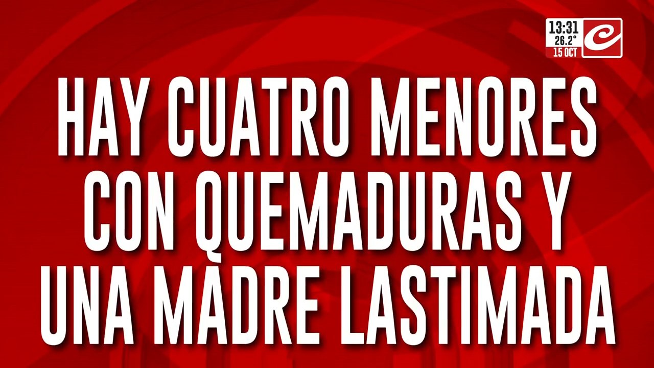 Incendio y explosión en la escuela: bomberos de la Federal peritan el colegio