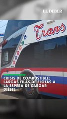 LARGA FILA DE FLOTAS A LA ESPERA DE CARGAR DIÉSEL