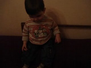 Toboggan sur le canapé