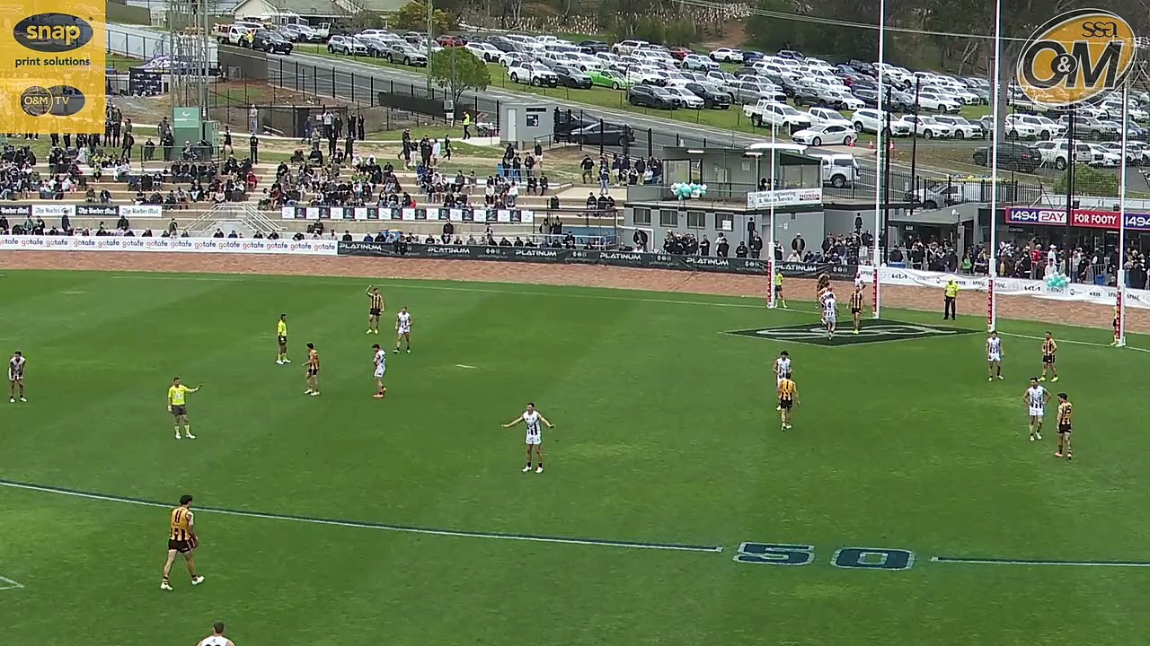 Lochie O'Brien hands the Hawks an 11-point lead