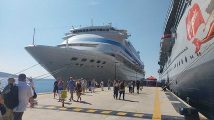 Bodrum'da kruvaziyer bereketi: 2 gemiyle binlerce turist geldi