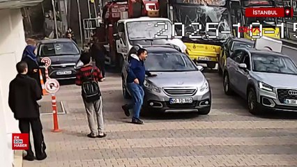 Çekmeköy’de otobüs durağa girdi: Kaza anı güvenlik kamerasında
