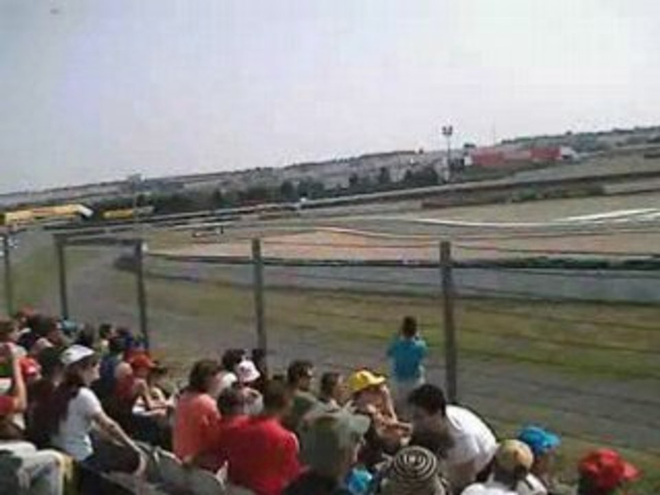 CONCERT PINK FLOYD MAGNY COURS