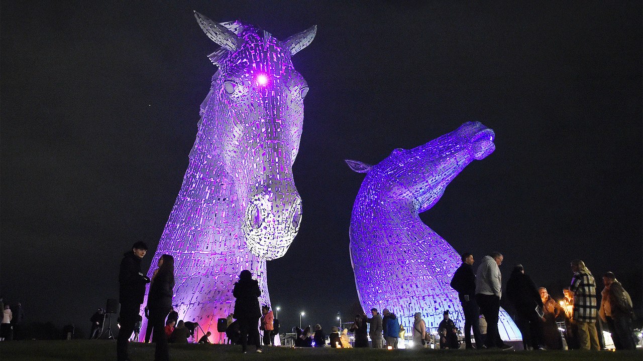 Baby Loss Awareness at the Kelpies