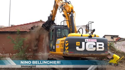 Risanamento via Taormina, demolizioni a ostacoli