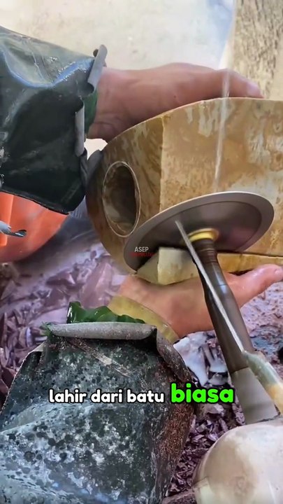 Dari Batu Kasar Jadi Gucci Mewah! Prosesnya Bikin Melongo!