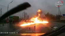 Dashcam: Car Spins Out of Control on the Highway | Crash Pulse