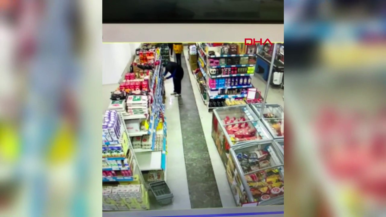Türkiye'yi ayağa kaldırdı! Markette oğlunu tekmeleyen baba gözaltına alındı