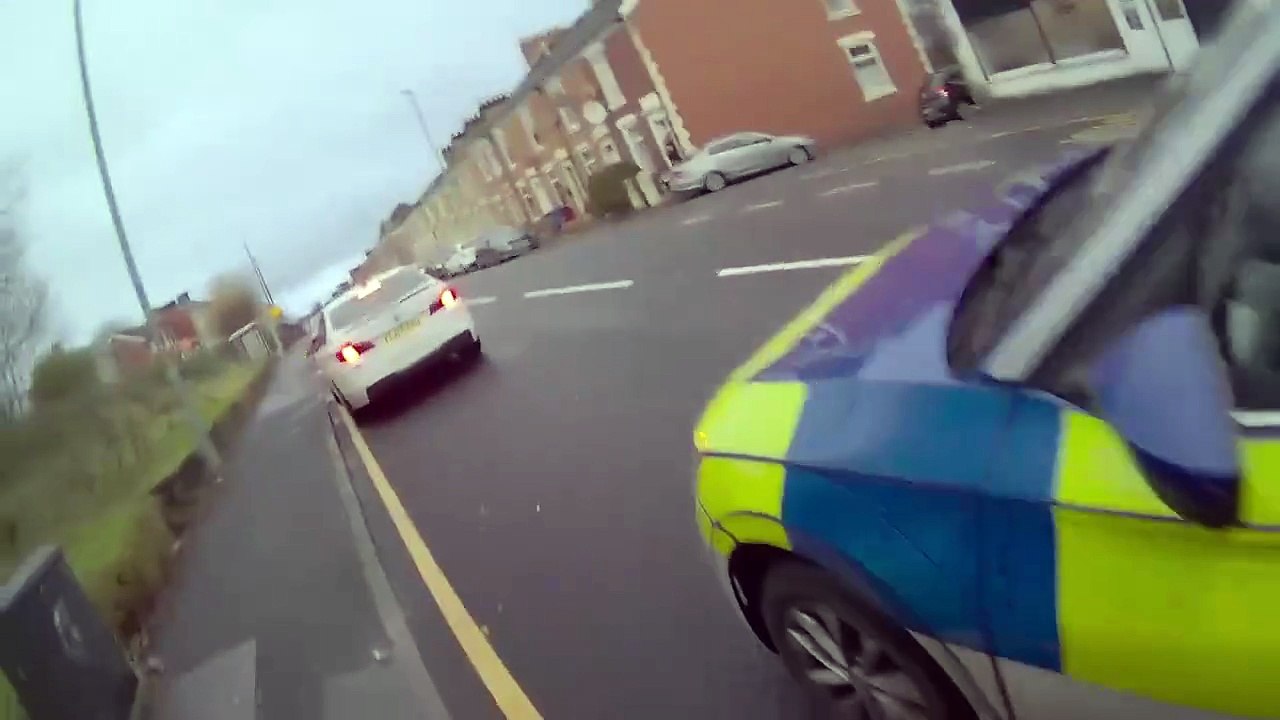 Watch the moment police arrest Aqueel Hussain for the rape of a 12-year-old girl