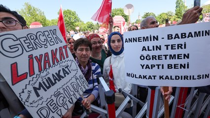 Mülakat mağduru öğretmenlerden mahkemelerde verilen farklı kararlara tepki