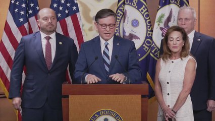 Mike Johnson Ends Press Conference Abruptly Over Shutdown Frustration