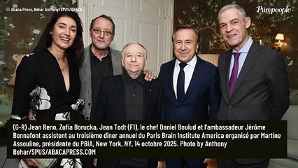 Jean Reno entouré de sa femme Zofia et de leur fils Cielo (16 ans) qui dépasse d'une tête son célèbre papa !