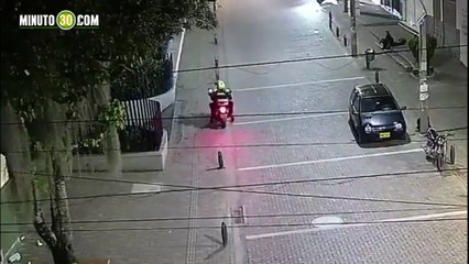 ¡Indignación en Rionegro! Tres hombres atacaron a operario de aseo por llamarles la atención por la basura