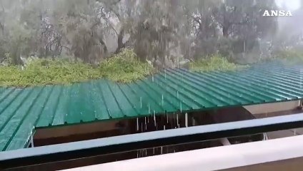 Maltempo a Cagliari, grandine e forte pioggia