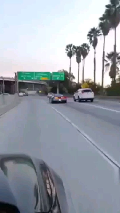 Just burning away on the 101 freeway with Foo-EHelloTony Im OG Mr24Hrs #AcuraNSX 👍 Los Angeles California 😎 Mr24hours mister24hours #mister24hours #mr24hrs  #NSX #lowrider #lowriders #mr24hours