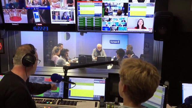 Motions de censure rejetées : «Laurent Wauquiez se planque et laisse passer la tempête», lâche Pascal Praud