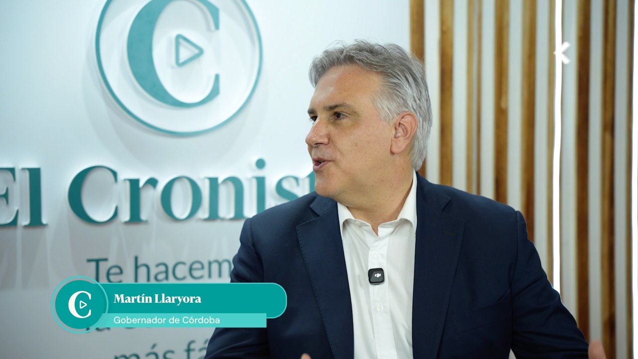 Martín Llaryora en el Coloquio IDEA 2025