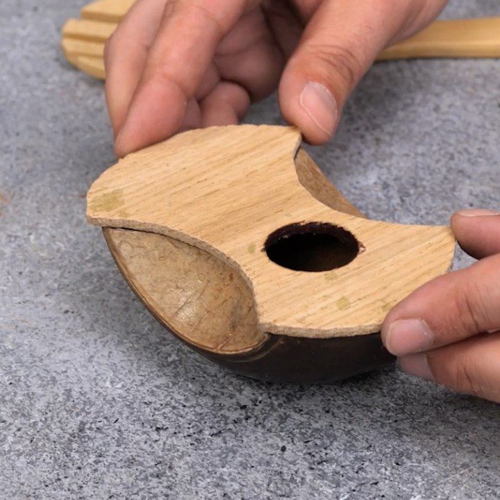 Les amateurs de musique vont adorer ! Idée de FAIT MAISON pour une guitare en noix de coco