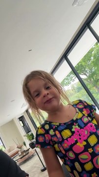 Vídeo: Filha de Virginia e Zé Felipe canta música do pai com Ana Castela