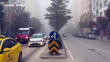 Eskişehir'de yoğun sis! Göz gözü görmedi