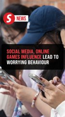 Govt proposes banning smartphones for under-16s to tackle school violence