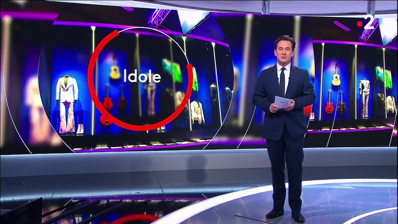 Johnny Hallyday – L’Exposition « Johnny Hallyday » fait revivre la légende | Journal de 13h – France 2 (29 décembre 2022)