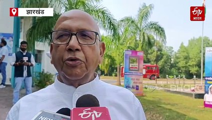 घाटशिला उपचुनाव: बीजेपी प्रत्याशी बाबूलाल सोरेन ने भरा पर्चा, नामांकन से पहले जाहेरस्थान में टेका माथा