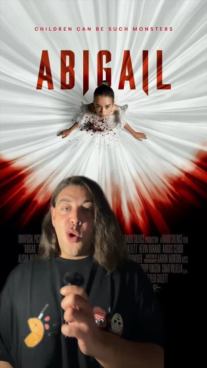 RDV tous les jours jusqu’à Halloween pour découvrir un film ou une série qui te fera frissonner !! Aujourd’hui dans Projection Maudite on regarde « Abigail » ce film d’horreur sanglant dispo sur Netflix